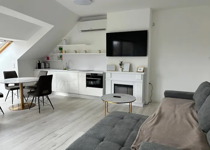 Elisabeth Residence White With Parking